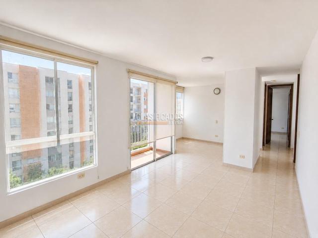 Apartamentos, Venta en Jamundí
