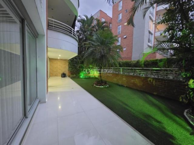 Apartamentos, Venta en Pance
