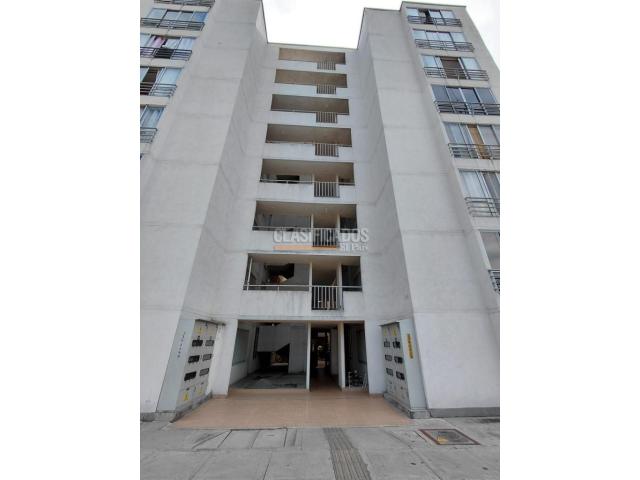 Apartamentos, Venta en Yumbo