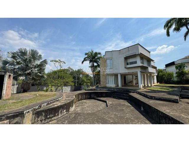 Casas, Venta en Ciudad Jardín