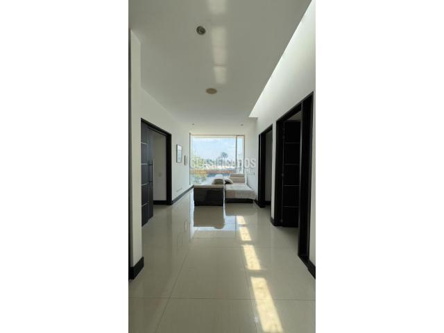 Casas, Venta en Ciudad Jardín
