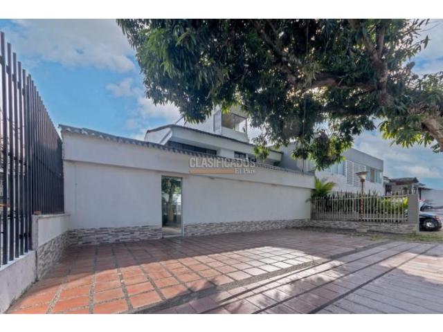Casas, Venta en Ciudad Jardín