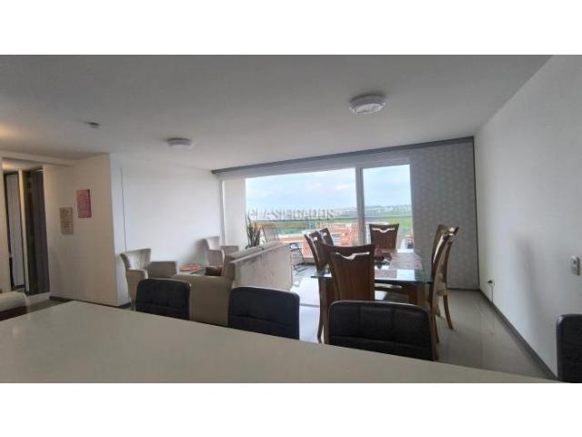 Apartamentos, Venta en Valle del Lili