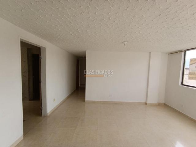 Apartamentos, Alquiler en La Esmeralda