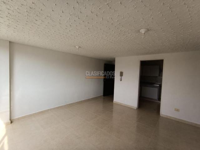 Apartamentos, Alquiler en La Esmeralda