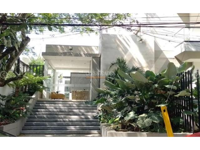 Apartamentos, Venta en Ciudad Jardín