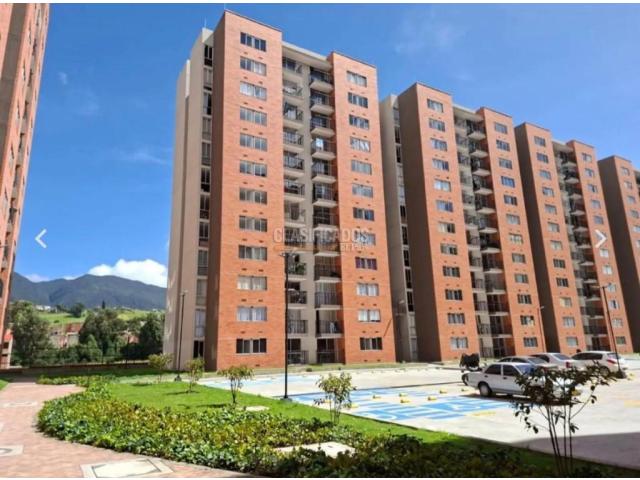 Apartamentos, Alquiler en Zipaquira