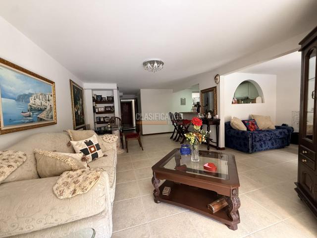 Casas, Venta en Ciudad Jardín