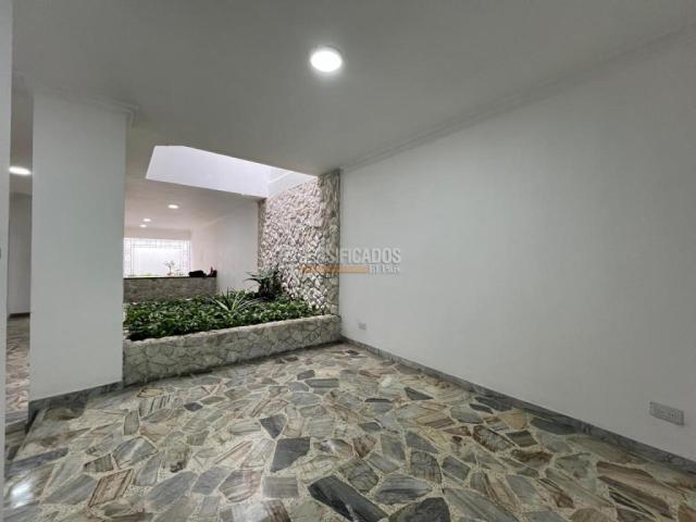Casas, Alquiler en La Flora