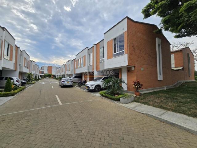 Casas, Venta en Ciudad Pacifica