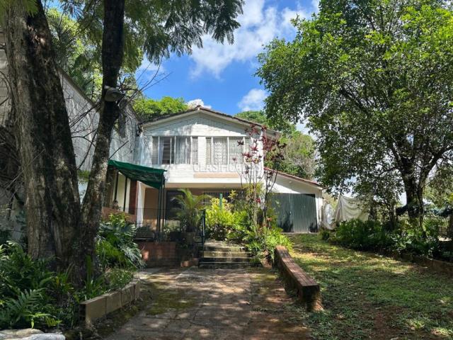 Casas, Venta en El Mameyal