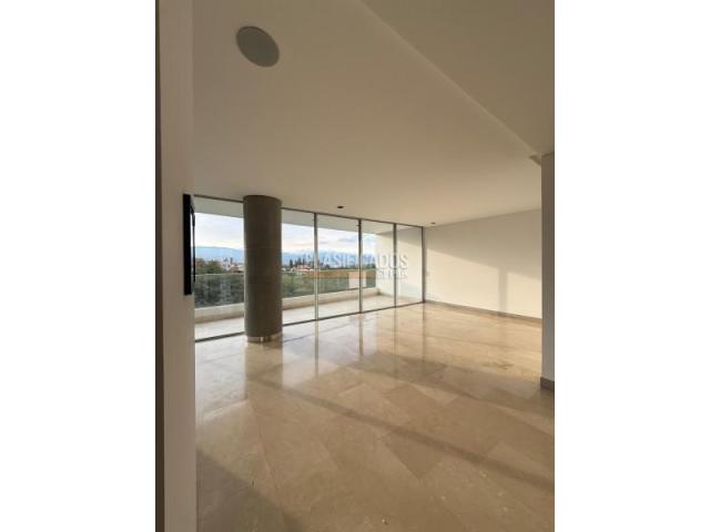 Apartamentos, Venta en Pance