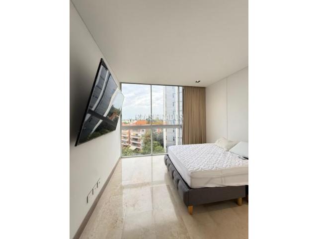 Apartamentos, Venta en Pance