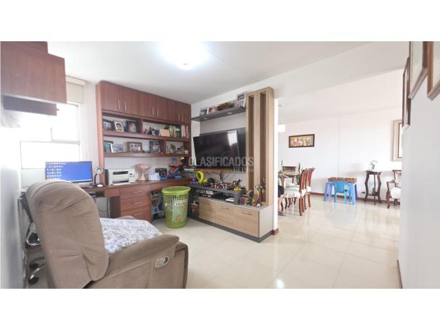 Apartamentos, Venta en Valle del Lili
