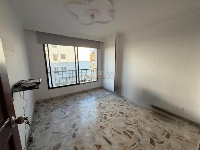 Apartamentos, Venta en El Ingenio