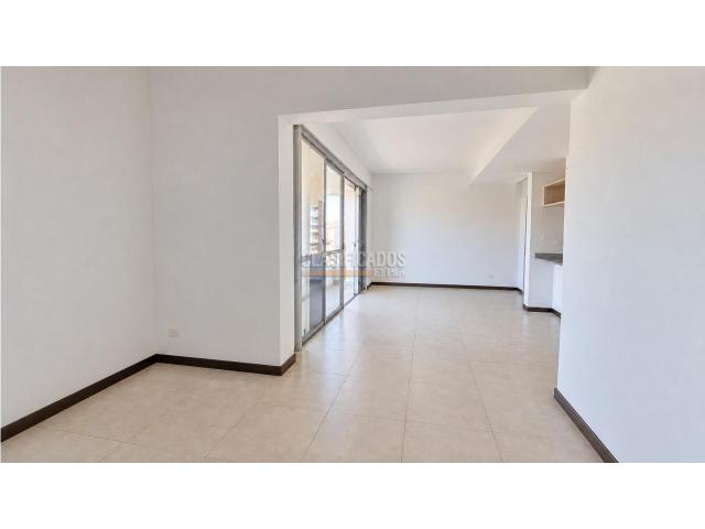 Apartamentos, Venta en Valle del Lili