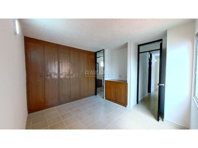 Apartamentos, Venta en Ciudad 2.000