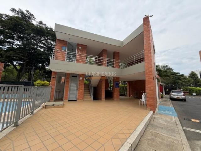 Casas, Venta en Valle del Lili