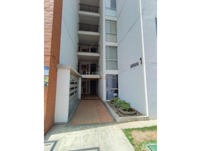 Apartamentos, Alquiler en Ciudad Melendez