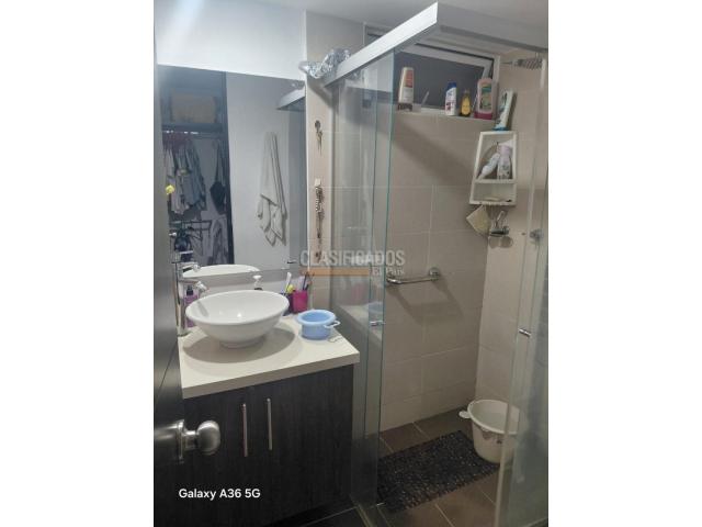 Apartamentos, Venta en Valle del Lili