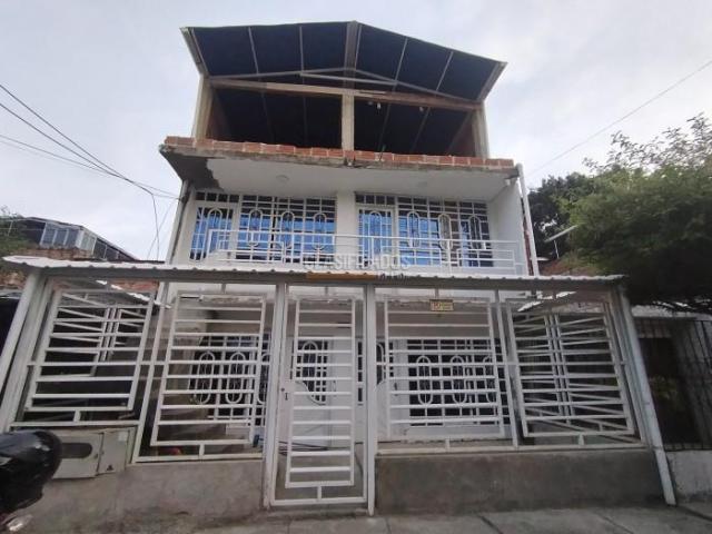Casas, Venta en Villa del Sur