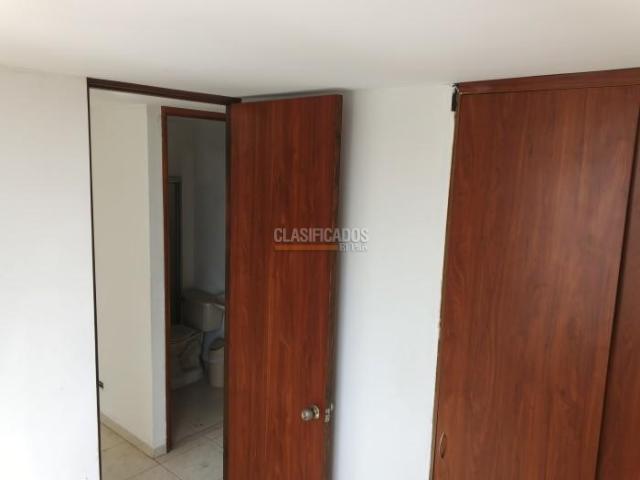 Apartamentos, Venta en Valle del Lili