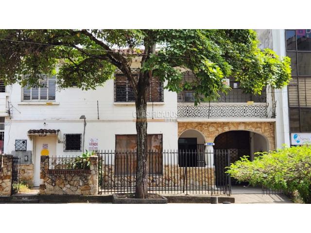 Casas, Venta en Santa Mónica Residencial
