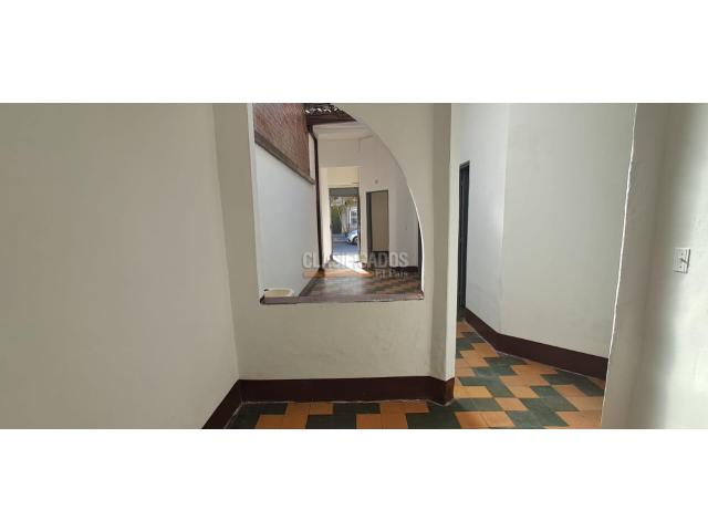 Casas, Alquiler en Alameda
