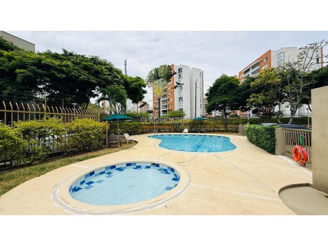 Apartamentos, Venta en Valle del Lili
