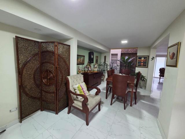 Casas, Venta en Las Quintas de Don Simón