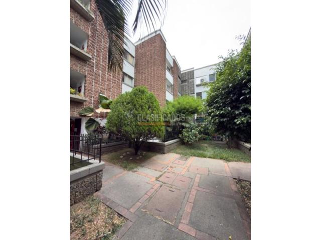 Apartamentos, Venta en Pampalinda