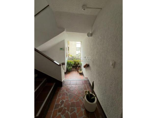 Apartamentos, Venta en Pampalinda
