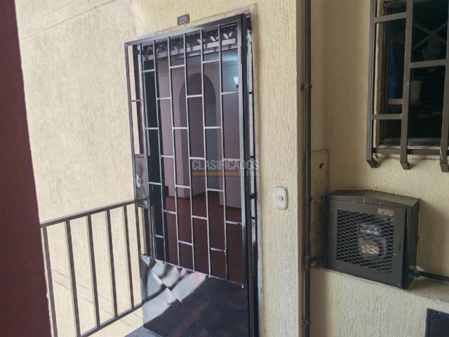 Apartamentos, Alquiler en Ciudad 2.000