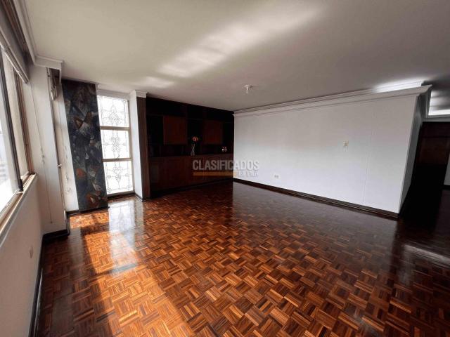 Apartamentos, Venta en Granada