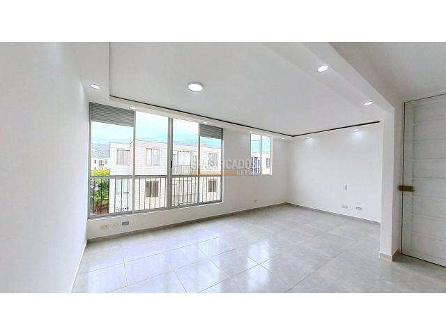 Apartamentos, Venta en Guabinas