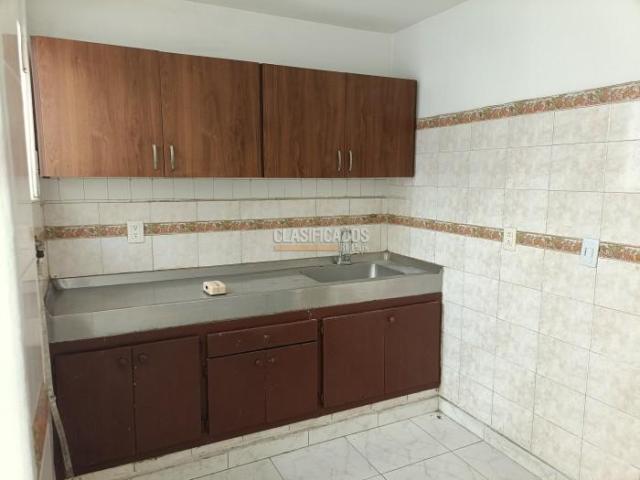 Casas, Venta en Cristóbal Colón