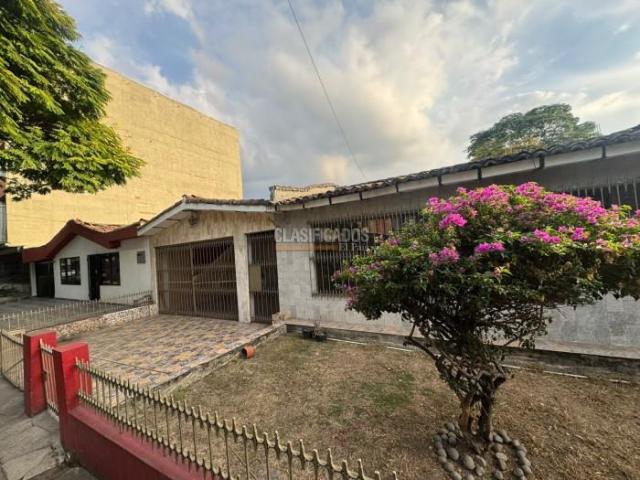 Casas, Alquiler en Vipasa