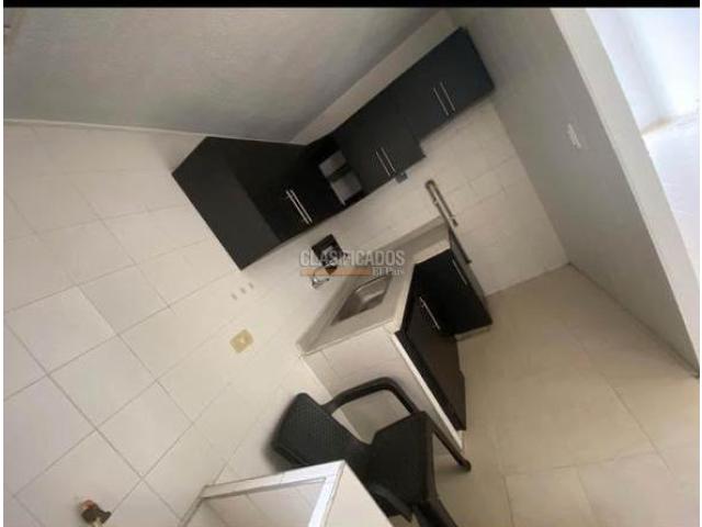 Apartamentos, Venta en Brisas de los Álamos