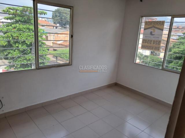 Apartamentos, Alquiler en Junín
