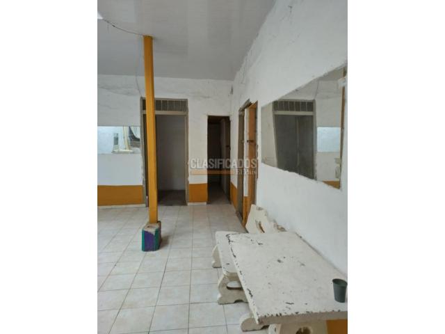 Casas, Venta en San Cayetano
