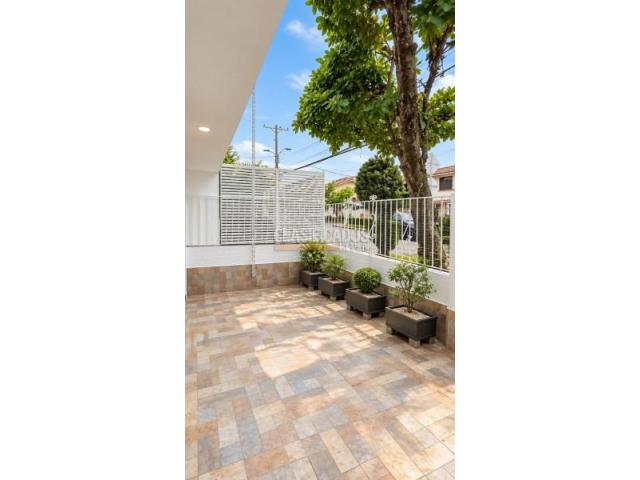 Casas, Venta en La Flora