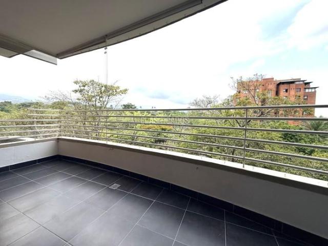 Apartamentos, Alquiler en Ciudad Jardín