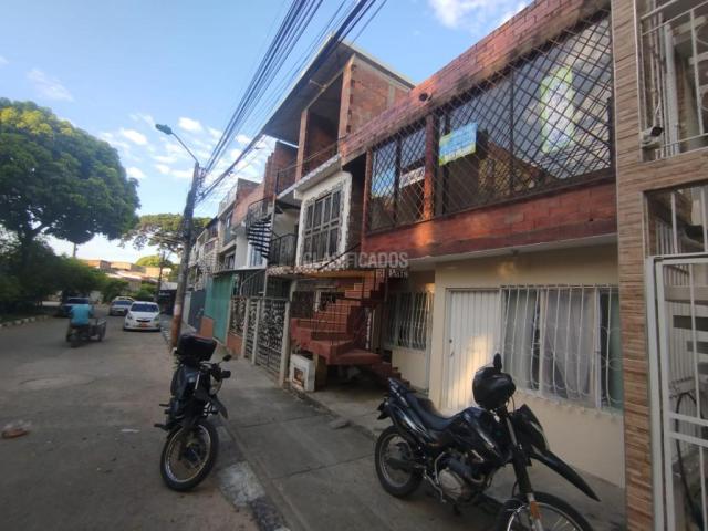Apartamentos, Alquiler en Calipso