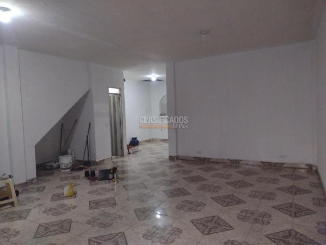 Casas, Alquiler en Saavedra Galindo