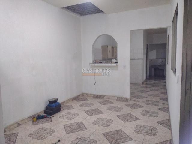 Casas, Alquiler en Saavedra Galindo
