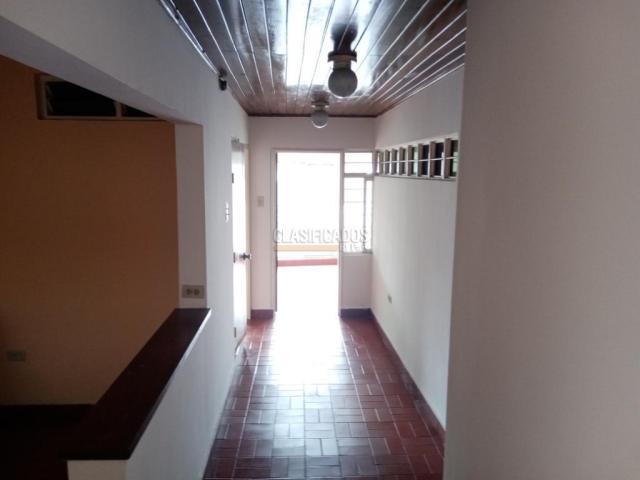 Apartamentos, Alquiler en Popular