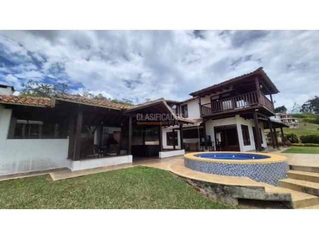 Casas, Venta en Calima (Darién)