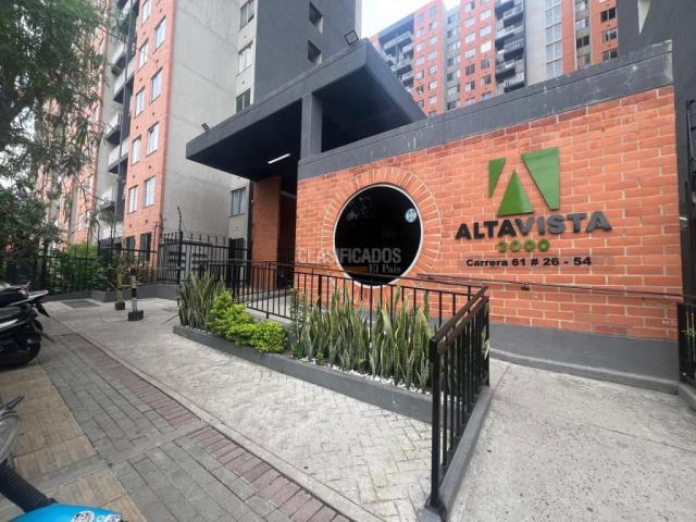 Apartamentos, Alquiler en Ciudad 2.000