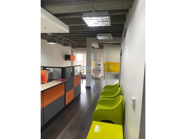 Oficinas y Consultorios, Alquiler en Centenario