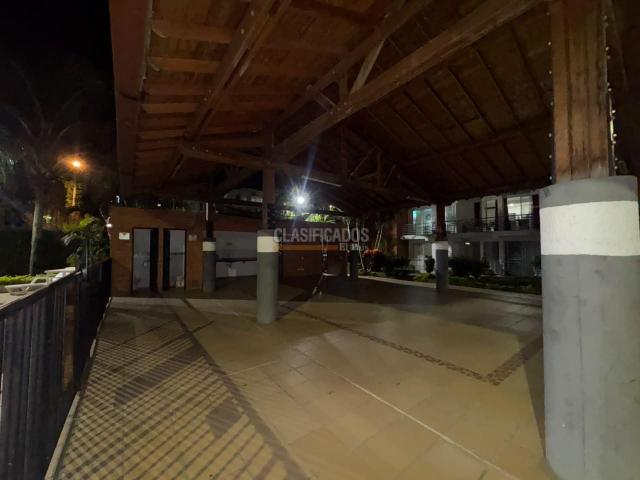 Apartamentos, Venta en Valle del Lili